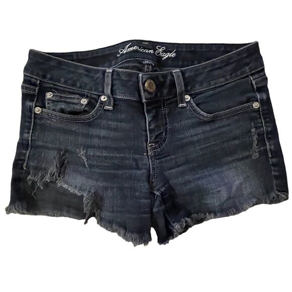 American Eagle ~ Dark Denim Cut Off Shorts ~ size 4 - Picture 1 of 8